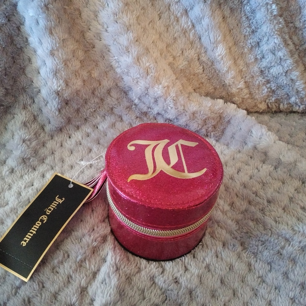 NWT Small Juicy Couture pink glittery jewelry box.